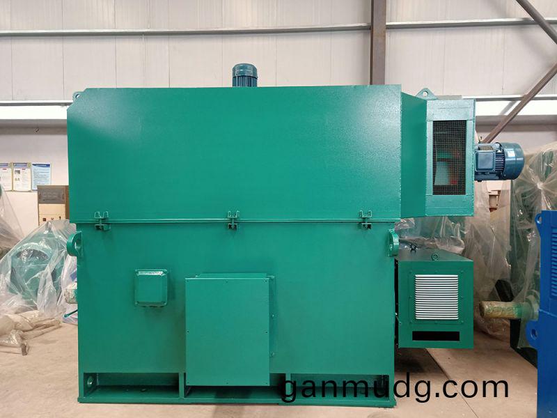 YRKK係列大(da)中型(xing)高(gao)壓三相異(yi)步(bu)電(dian)動機