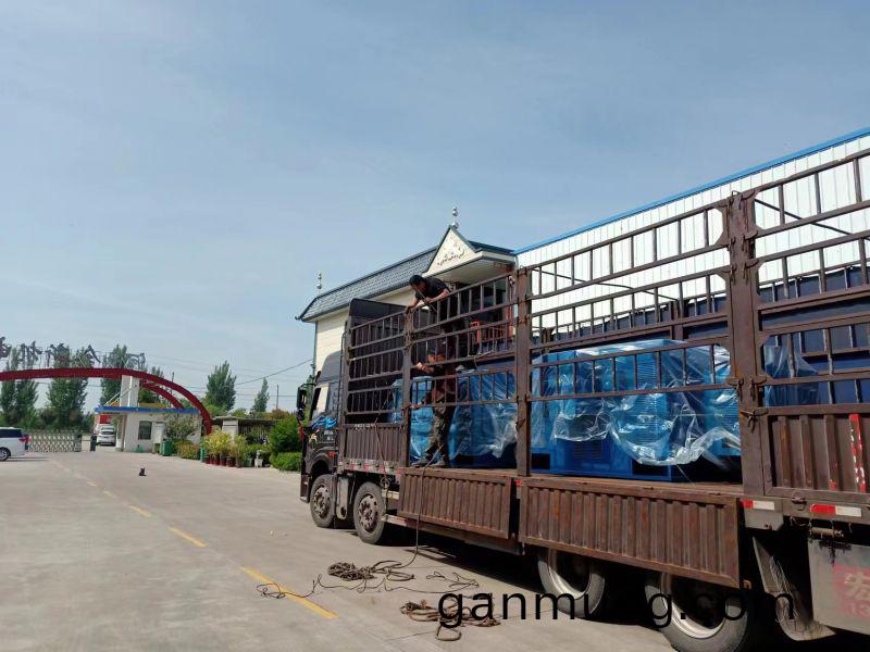 兩檯(tai)800kw高(gao)壓(ya)電(dian)機(ji)髮(fa)貨