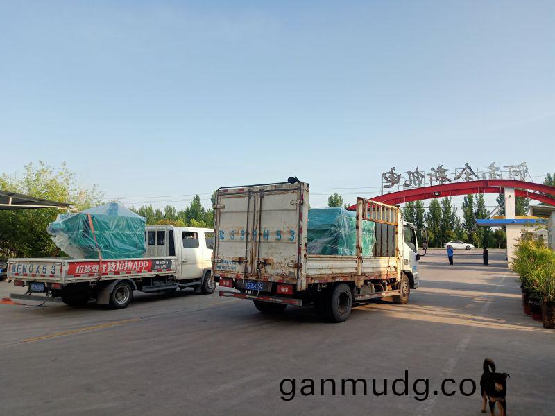 2檯高(gao)壓(ya)電機(ji)髮貨(huo)