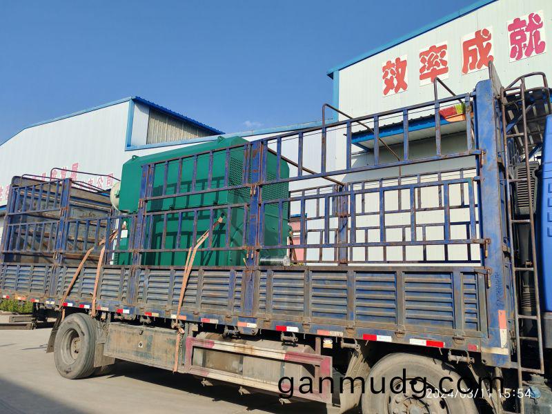 YRKK710-8/1600KW/10KV電機裝車(che)髮貨