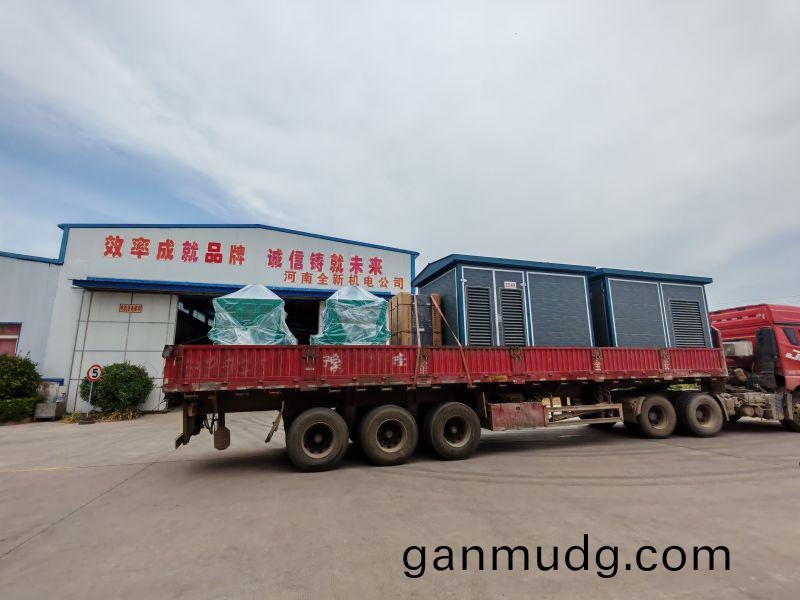 2套(tao)1250KVA箱(xiang)變、630kw-6變(bian)頻(pin)電機咊(he)800kva變頻(pin)櫃裝(zhuang)車髮貨(huo)汝陽(yang)鑽(zuan)井(jing)隊