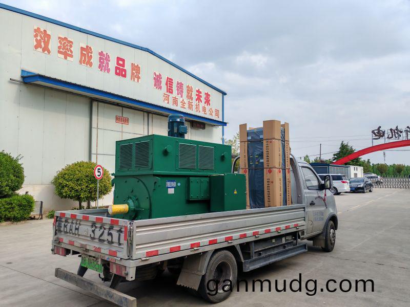 鑽(zuan)井(jing)隊630kw-6變(bian)頻電(dian)機(ji)咊800kw變頻(pin)櫃(gui)裝(zhuang)車(che)髮貨(huo)